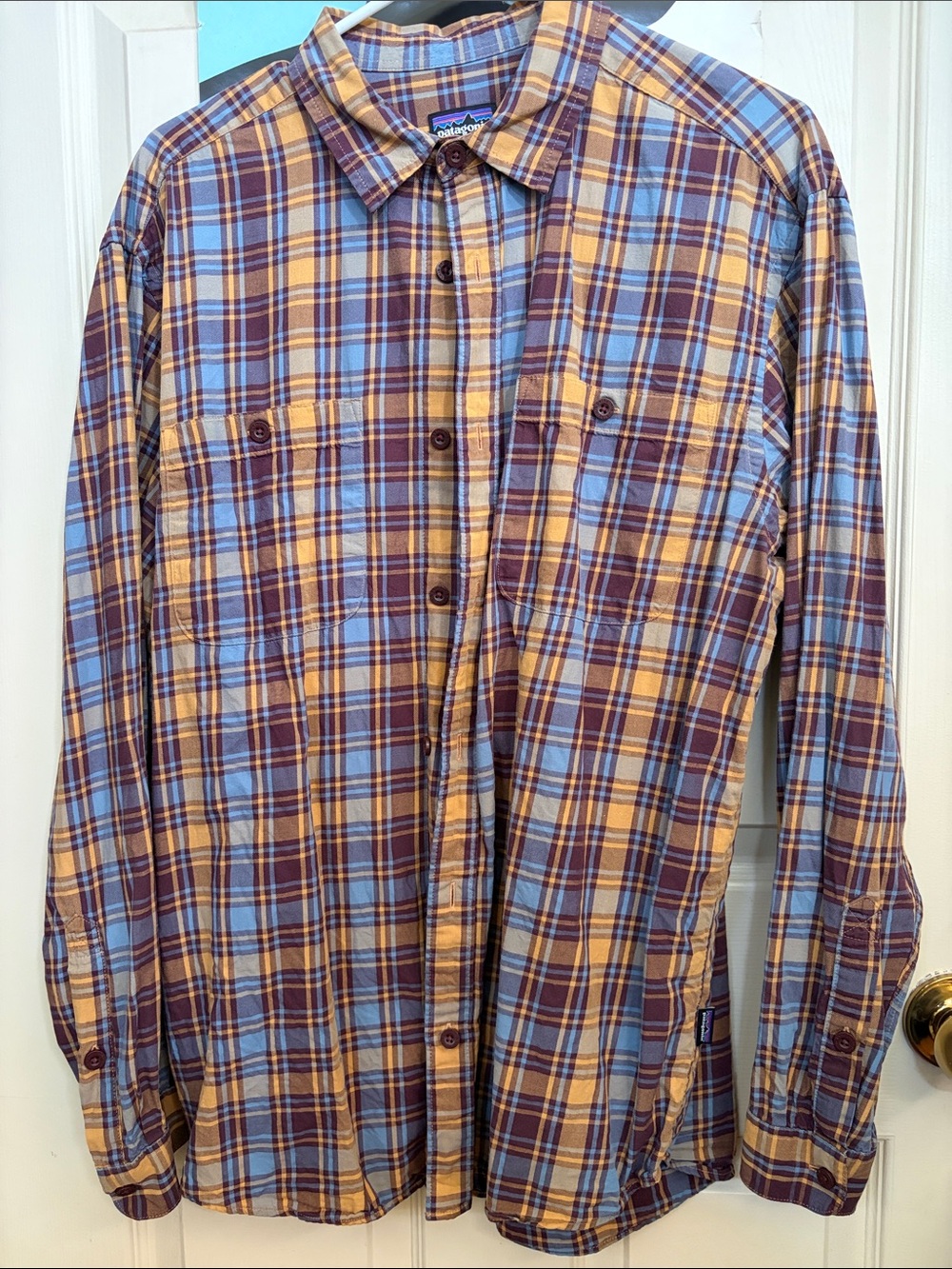 Patagonia Men's Blue & Brown Plaid Casual Button-Down Shirt